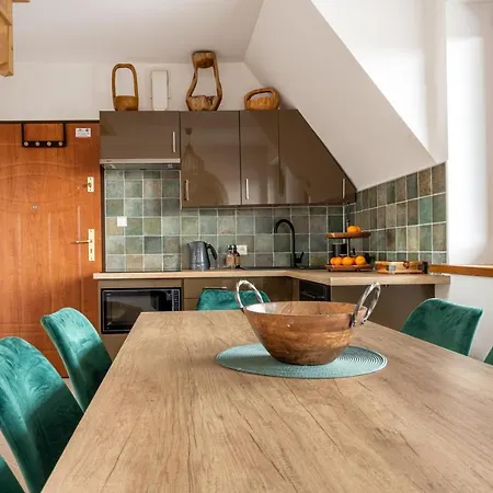 Rodzinne Ii Apartzakop *